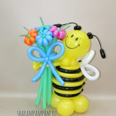 Фигура Пчела с цветами