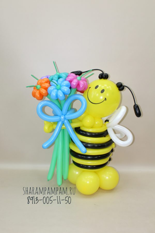 Фигура Пчела с цветами